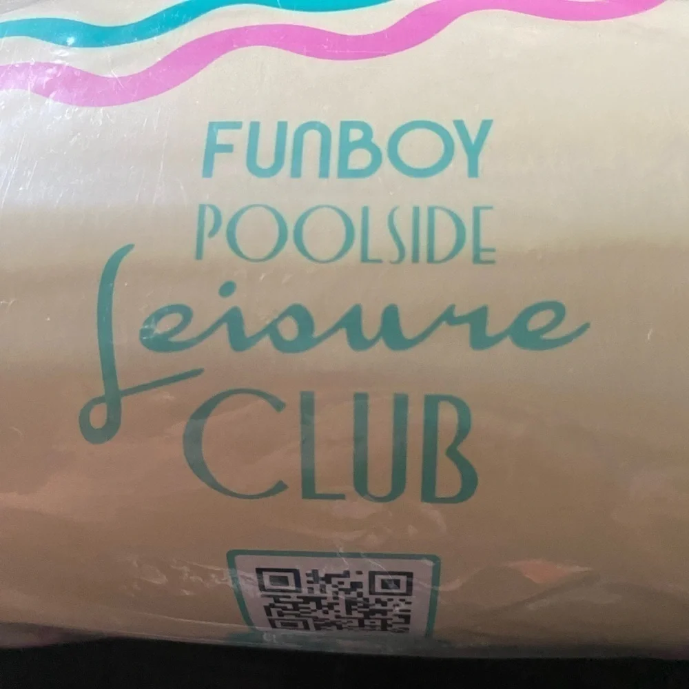 NWT-FUNBOY-LEISURE CLUB BEACH TOWEL
